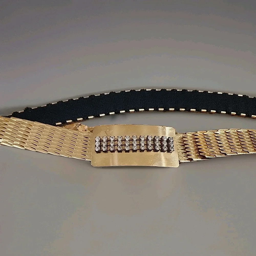 Vintage Silver Tone‎ Fish Scale Belt With Rhinestones